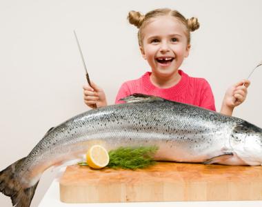 Рецепты рыбных котлет для ребенка 1-2 лет: готовим вкусные блюда на пару, в духовке и мультиварке